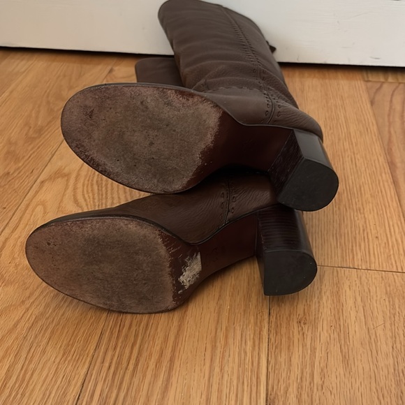 Tory Burch Brown Wyatt Stovepipe Pebbled Leather Gold Logo Tall boots Sz 6 - Picture 13 of 16